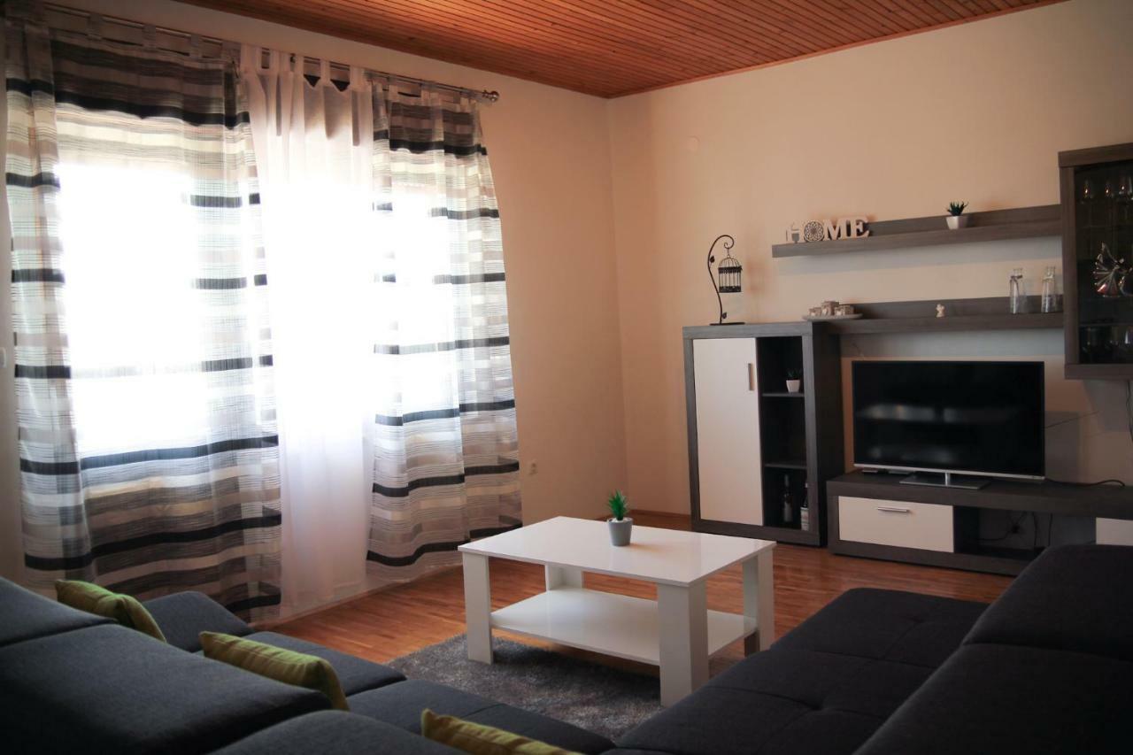 Salona Split Apartment Екстериор снимка